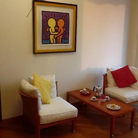House Rouge By Holiday World Apartman *